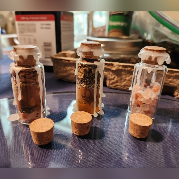 Super Full Blue Moon Reiki Quartz Crystal Spell Jar for Balancing and Grounding - Picture 8 of 11